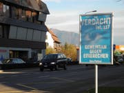 Die Polizei erinnert an ihre Präventionskampagne. (Bild: Kapo Schwyz)