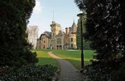 Das Konservatorium im Luzerner Dreilindenpark wird für eine neue Nutzung frei. (Bild: Dominik Wunderli (Luzern, 10. März 2016))