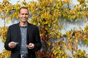 Daniel Zingg, Geschäftsführer der Andermatt Biocontrol AG, kann die Produktion ausbauen. (Archivbild Eveline Beerkircher / Neue LZ)
