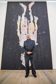 Georg Baselitz vor seinem monumentalen Selbstporträt «Avignon ade» von 2017. (Bild: Patrick Straub/Keystone)