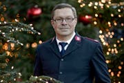 In den Weihnachtstagen besonders viel unterwegs: Samuel Rieder (46) von der Heilsarmee.