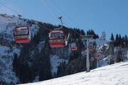 So könnte eine Gondelbahn von Weggis auf Rigi-Kaltbad aussehen. (Bild: Visualisierung PD)