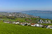 A view of Wollerau, in the canton of Schwyz, Switzerland, pictured on April 9, 2011. (KEYSTONE/Martin Ruetschi) (Bild: MARTIN RUETSCHI (KEYSTONE))