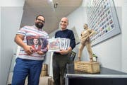 «Schlussgang»-Verleger Beat Reichenbach (rechts) und Redaktionsleiter Manuel Röösli in ihrer Redaktion an der Hirschmattstrasse in Luzern. (Bild Dominik Wunderli)