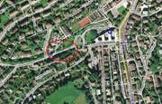 Der Unfall ereignete sich auf der Friedentalstrasse Richtung Valasterkreisel. (Bild mapsearch.ch)