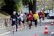 Gute Laufbedingungen beim letzten Silvesterlauf. (Bild: Erhard Gick / Neue SZ)