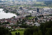 Zug wird internationaler Hauptsitz des Biopharma-Unternehmens Tesaro. (Bild: Stefan Kaiser)