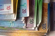 Die Schwyzer Regierung will nicht mehr soviel in den NFA zahlen. (Bild: Keystone/Martin Rütschi)