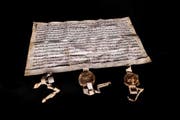 17 Zeilen in lateinischer Sprache umfasst der 725 Jahre alte Bundesbrief. (Bild Boris Bürgisser)