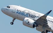 So sehen die bestellten Airbus A320 aus. (Bild: Guillaume Horcajuelo/EPA (Toulouse-Blagnac, 25. September 2014))