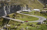 Die Strasse auf den Klausenpass. (Archivbild Angel Sanchez/Neue UZ)