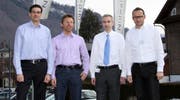 Nach der Vertragsunterzeichnung das Gruppenfoto: Von links Markus Estermann, Präsident BSV Stans; Chefarzt Dr. med. Andreas Remiger, Spitaldirektor Urs Baumberger und Nicolas Christen, CEO HC Kriens-Luzern. (Bild pd)