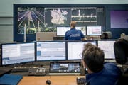 Blick in die Einsatzzentrale der Luzerner Polizei. (Bild: Pius Amrein (Luzern, 6. Juni 2017))
