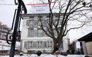 Aus dem Gasthaus Krone wird kein Gemeindehaus ? dies haben die Sattler klar bestimmt. (Bild Laura Vercellone/Neue SZ)
