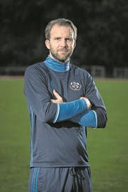 Pascal Bader ist der neue Spielertrainer des FC Hochdorf. ACHTUNG: BILD ALS QUOTE GEDACHT!!! Das Bild entstand am Dienstag, 8. August 2017. (Bild Pius Amrein / Luzerner Zeitung) Sport, Fussball, Portrait (Bild: Pius Amrein (8. August 2017))