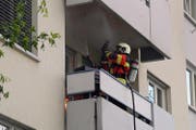 Der Grillbrand konnte durch die Feuerwehr rasch gelöscht werden. (Bild: Kapo Schwyz)