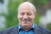 «Die Gemeinden wollen nicht, dass die Abgaben einfach an den Kanton fliessen», Oskar Mathis, Vorstand gemeindeverband VLG. (Bild: Neue LZ)
