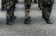 Ein ehemaliger Swisscoy-Soldat lebte mehrere Jahre von gefälschten EO-Formularen. (Symbolbild Keystone)