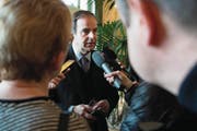 Affäre um Yannick Buttet: Gerhard Pfister versucht, den Schaden zu begrenzen. (Bild: Peter Schneider/Keystone (Bern, 30. November 2017))