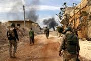 Syrische Truppen patrouillieren in der Region Aleppo. (Bild: AFP)