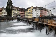Das Reusswehr in Luzern. (Bild Pius Amrein/Neue LZ)