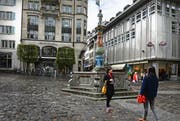 Das heutige Gebäude an der Kapellgasse 4 (rechts). (Archivbild: Nadia Schärli/LZ)