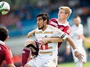 Stahel verteidigt gegen Lezcano (Bild: KEYSTONE/ENNIO LEANZA)