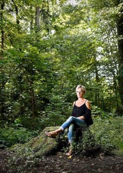 «Ich habe die Hoffnung, dass meine Krankheit irgendwann anerkannt wird und ich wieder mehr Raum erhalte»: die elektrosensible Bernerin Graziella Maiano. (Bild Beat Mathys)