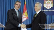Präsident Tomislav Nikolic (rechts) und Premier Aleksandar Vucic. (Bild: Medin Halilovic/Getty (22. April 2014))