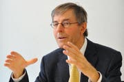 Paul Richli von der Uni Luzern will nicht abstimmen. (Bild: Corinne Glanzmann/NLZ)