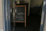 Auch im «Da Chiara» heisst es nur «Betriebsferien»... (Bild: nop)