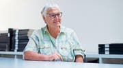 Susanne König erzählt offen von ihrer Krankheit und ihrer Hilfsbereitschaft. (Bild: Maria Schmid (Zug, 18. September 2017))