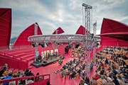 Ein Podiumsgespräch im letzten September auf der Seerose vor Vitznau. (Bild Pius Amrein)