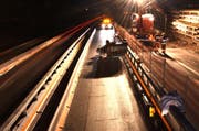 Der Unfall hat sich auf der Höhe einer Baustelleneinfahrt auf der A2 ereignet. (Bild: Kantonspolizei Nidwalden)