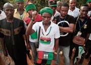 Demonstranten in Umuahia fordern die Unabhängigkeit Biafras. (Bild: Lekan Oyekanmi/Keystone (28. Mai 2017))