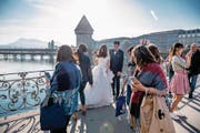 Asiatische Hochzeit an der Reuss. (Bild: Nadia Schärli (Luzern, 23. September 2017))