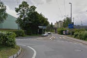 Der Kreisel Brüel und die Brüelstrasse zwischen dem Kreisel Brüel und dem Kreisel Verkehrshaus wird an fünf Nächten für jeglichen Verkehr gesperrt. (Bild: Google Maps)