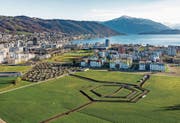 Gleicht einem Kornkreis: Blick auf das Areal, wo dereinst die Zuger Schwingerarena stehen wird. (Bild: Andreas Busslinger (14. März 2018))