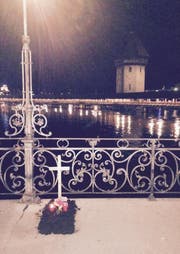 Ein Grab auf dem Rathaussteg in Luzern. (Bild: PD)