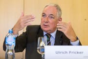 Der abtretende Ulrich Fricker, Vorsitzender der Geschäftsleitung, an der Bilanzmedienkonferenz: Arbeitnehmer, die bei der Suva unfallversichert sind, müssen keine höheren Prämien erwarten. (Bild: Photopress / Dominik Baur)