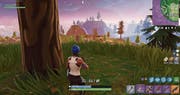 Das Ziel von Fortnite ist schnell erklärt: Die 99 Gegner auf der Insel suchen und ausschalten, bis man der einzige Überlebende ist. (Bild: Screenshot Playstation 4)