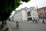 Das Luzerner Theater an der Reuss. (Bild: Archiv Neue LZ)