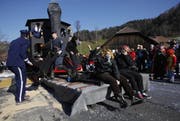 Die Entsorgung von Atomabfällen beschäftigt auch am Hauptseer Fasnachtsumzug. (Bild: Christof Borner-Keller)