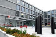 Der Hauptsitz der Nidwaldner Kantonalbank in Stans. (Bild Fabian Fellmann/Neue NZ)