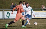 Der Buochser Christophe Lambert (rechts), hier gegen Joel Stephan, erzielt den 1:1-Ausgleich. (Bild: Boris Bürgisser (Schötz, 24. März 2018))