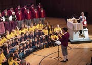 Augenschein vom volkstümlichen Weihnachtskonzert mit Wolfgang Sieber an der Orgel. (Bild: Boris Bürgisser (Luzern, 4. Dezember 2017))
