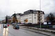 Die Altersheimbauten (hier das Altersheim Eigenwies) in Ibach müssen saniert werden. Die Gemeinde Schwyz möchte lieber einen Neubau. (Bild Erhard Gick/Neue SZ)