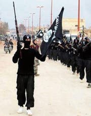 Auch Internet-Propaganda – im Bild ein IS-Video – will der Aktionsplan etwas entgegensetzen. (Bild: AP)