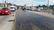 Der neue Belag der Seebrücke soll nun der starken Belastung durch den Verkehr länger standhalten. (Bild: PD)