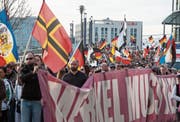 Anti-Merkel-Demonstration in Berlin: Die Abgehängten bildeten das Reservoir der Populisten, sagt Uwe Jean Heuser.